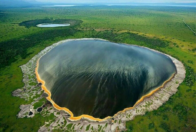 Ngorongoro-National-Park-Tanzania-by-Licious-Adventure-—-YouPic